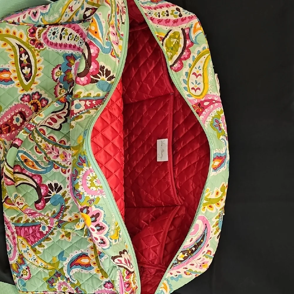 Vera Bradley Large Duffle Weekender Bag Green, Pink Paisley Tutti Frutti Quilted - Picture 6 of 10